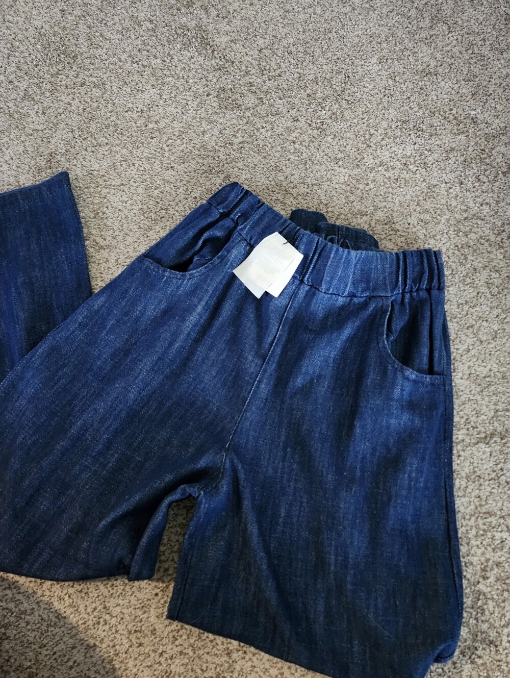 Wide-Leg High Rise  Women’s Jeans - Dark Blue With Front Pockets  Sz L